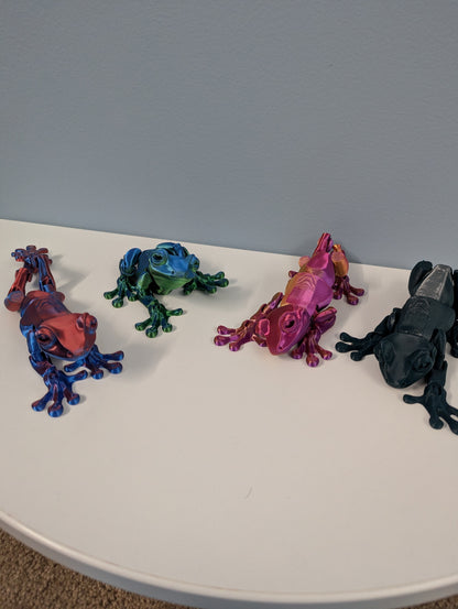 Articulated Frog with Magnets- by MatMire Makes